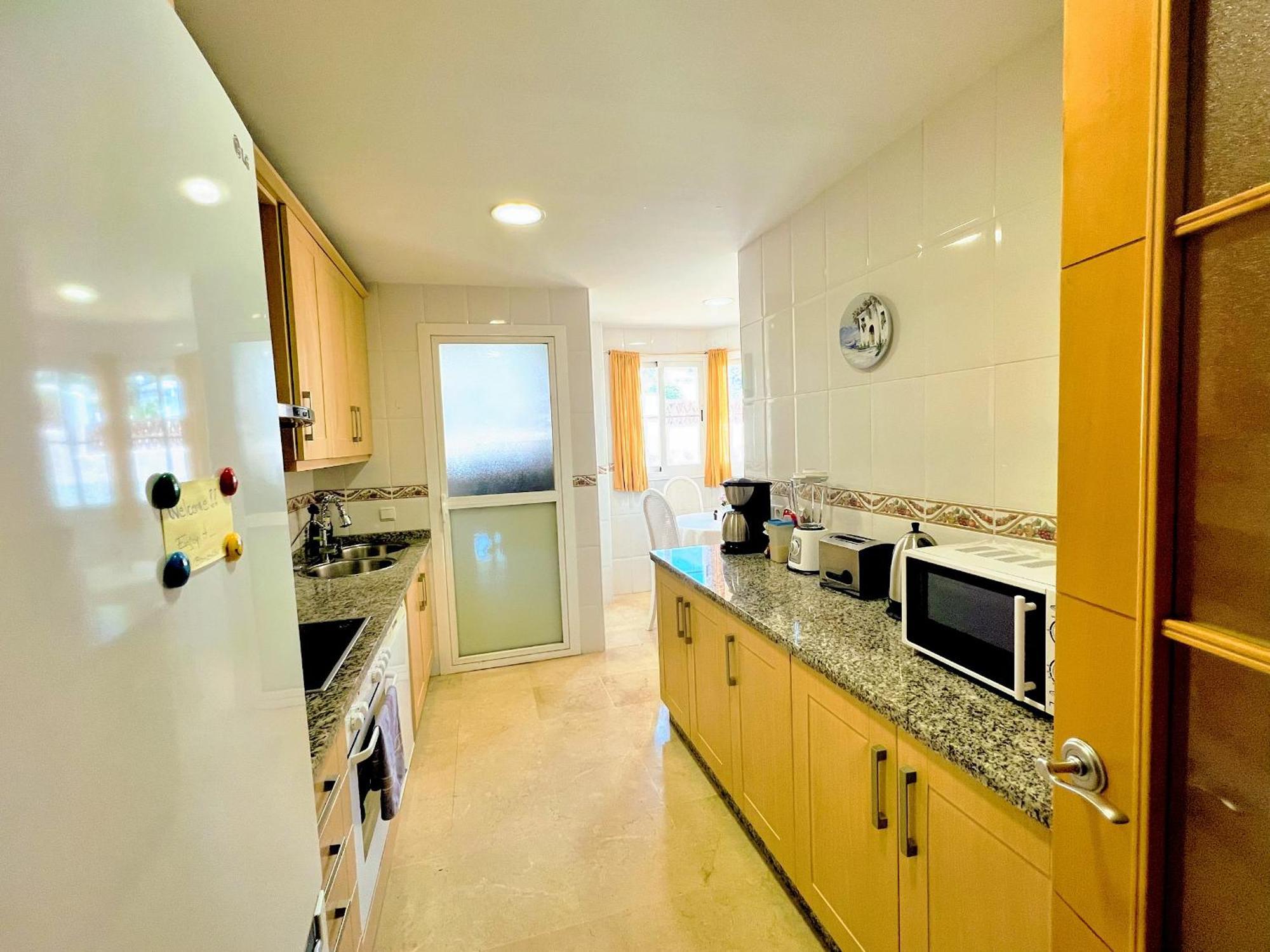 בנאלמדנה Beautiful Apartment With Pools, Playground And Paddle Tennis - Family Friendly And Near Vithas Hospital - Free Parking In Garage מראה חיצוני תמונה