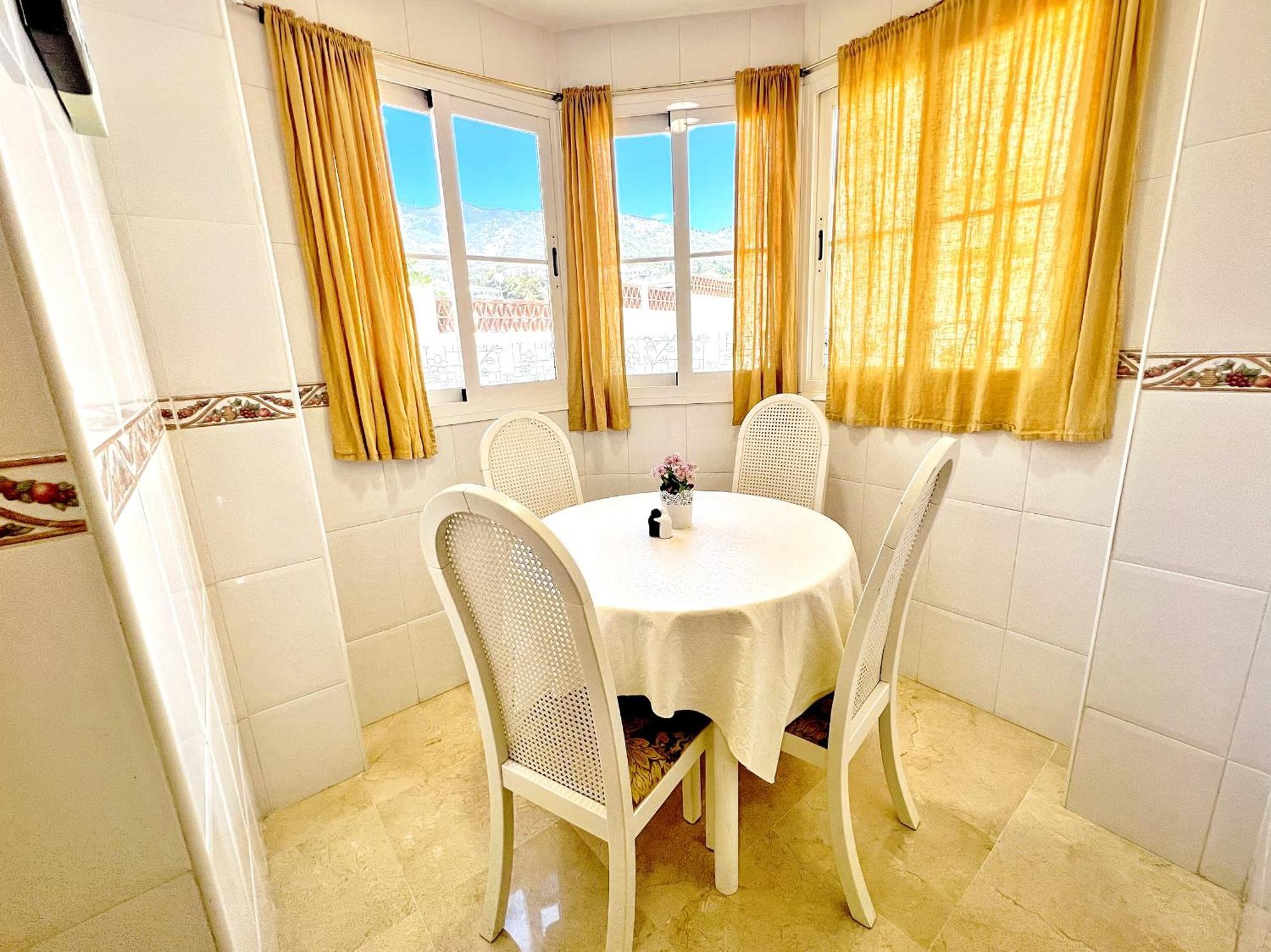 בנאלמדנה Beautiful Apartment With Pools, Playground And Paddle Tennis - Family Friendly And Near Vithas Hospital - Free Parking In Garage מראה חיצוני תמונה